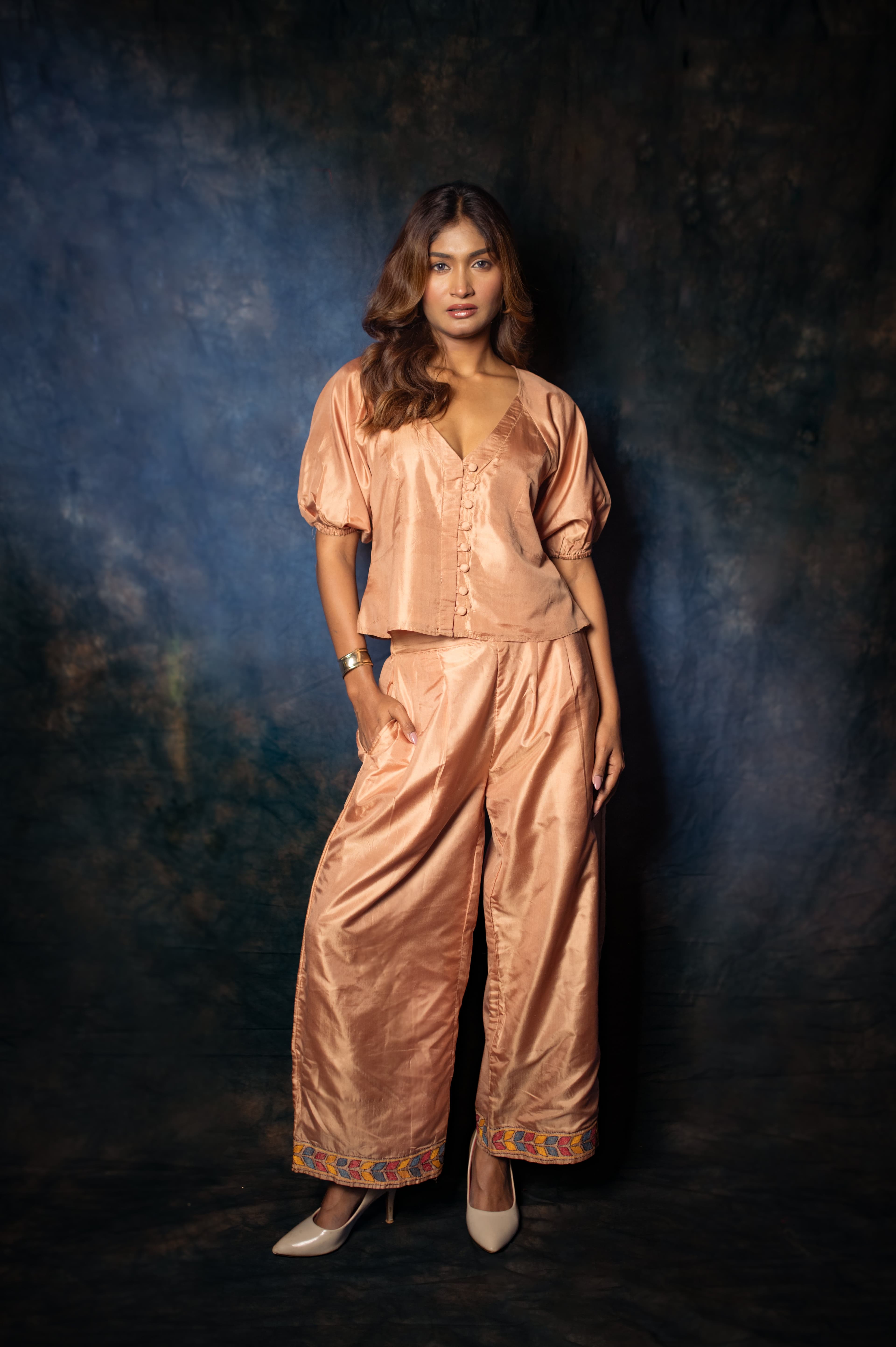Sandalwood Silk Glow